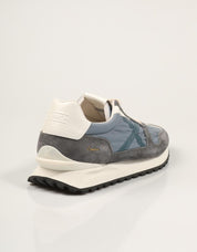ZAPATILLAS MUNICH LEGGERA BLUE 8911001 en color Azul marino