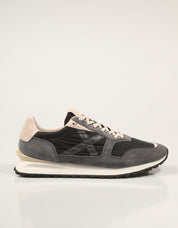 ZAPATILLAS MUNICH LEGGERA BLACK 8911004 en color Negro