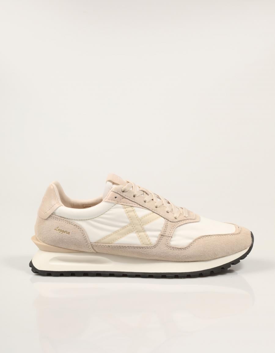 ZAPATILLAS MUNICH LEGGERA BEIGE 8911005 en color Beige