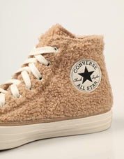 ZAPATILLAS CONVERSE CTAS BEIGE A24897C en color Marron