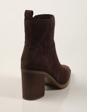BOTINES ANOTHER TREND 5628 11 61 MOGANO en color Marron