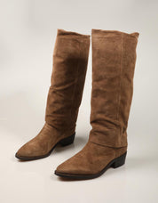BOTAS ANOTHER TREND 5643 11 47 CANGURO en color Beige