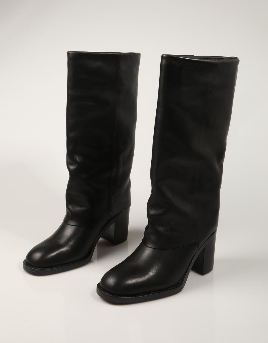 BOTAS ANOTHER TREND 5659 17 05 NEGRO en color Negro