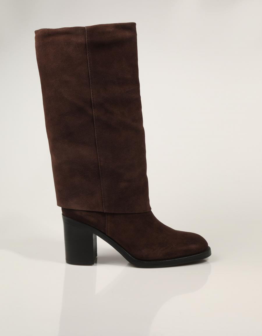 BOTAS ANOTHER TREND 5659 11 61 MOGAMO en color Cuero