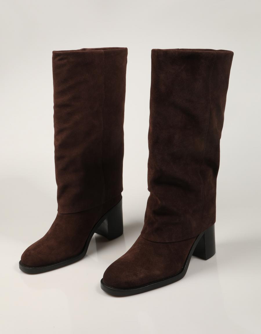 BOTAS ANOTHER TREND 5659 11 61 MOGAMO en color Cuero