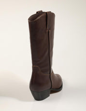 BOTAS ANOTHER TREND 5687 01 32 TESTA en color Marron