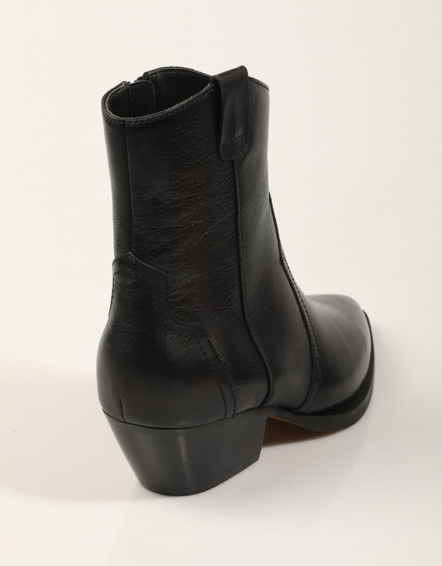 BOTINES ANOTHER TREND 5689 01 05 NEGRO en color Negro