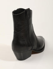 BOTINES ANOTHER TREND 5689 01 05 NEGRO en color Negro