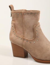 BOTINES XTI BOTIN CAMPERO BEIGE en color Beige