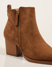 BOTINES XTI BOTIN CAMPERO CAMEL en color Cuero