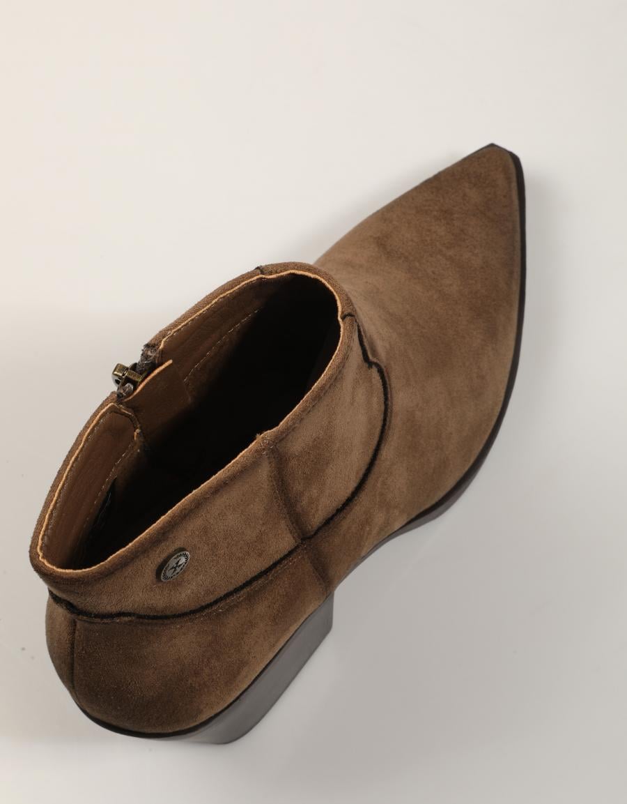 BOTINES XTI BOTIN CAMPERO TAUPE en color Taupe