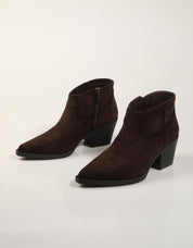 BOTINES XTI BOTIN CAMPERO MARRON en color Marron