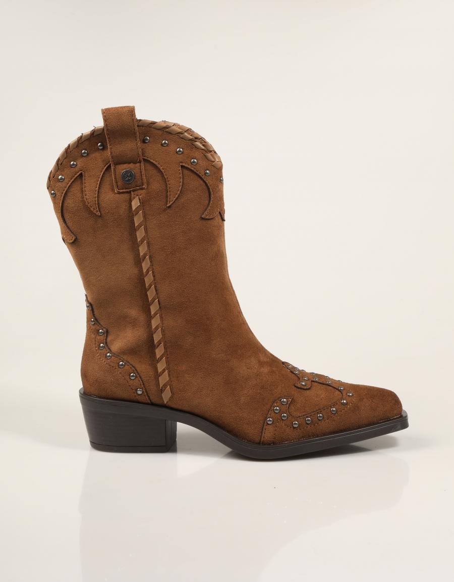 BOTAS XTI BOTA CAMPERO CAMEL en color Cuero