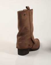 BOTAS XTI BOTA ANT TAUPE en color Taupe