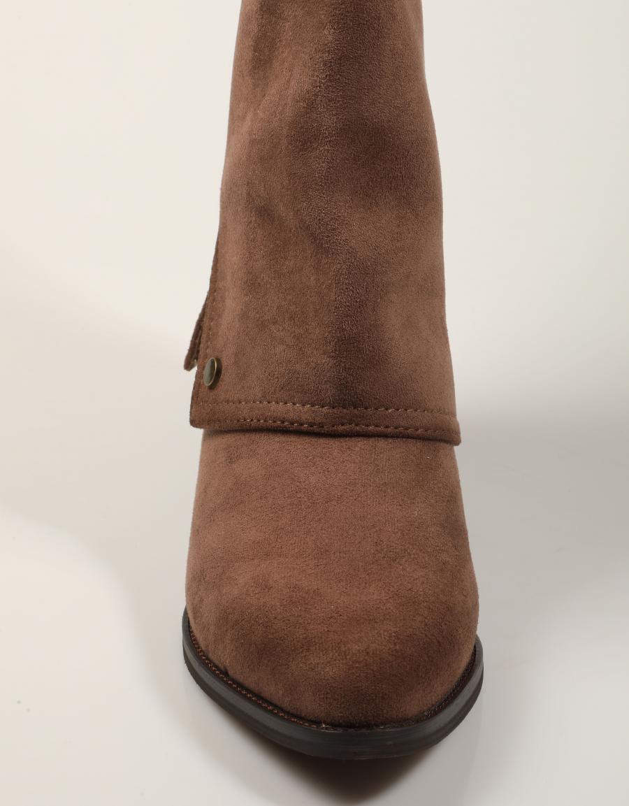 BOTAS XTI BOTA ANT TAUPE en color Taupe