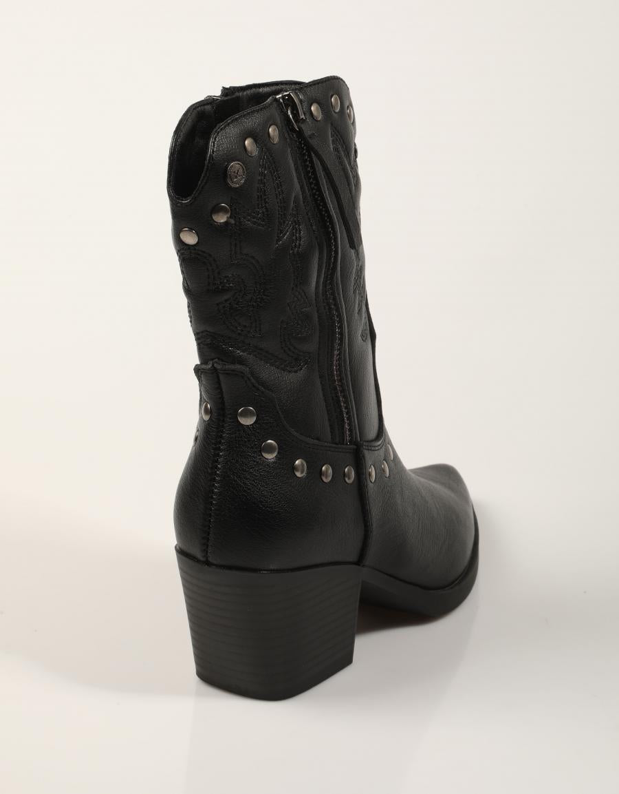 BOTINES XTI BOTIN REMACHES NEGRO en color Negro