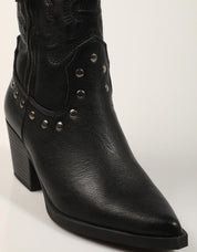 BOTINES XTI BOTIN REMACHES NEGRO en color Negro