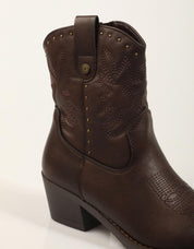 BOTAS XTI BOTIN REMACHES MARRON en color Marron