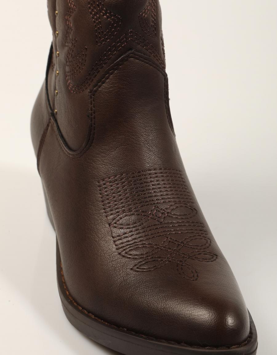 BOTAS XTI BOTIN REMACHES MARRON en color Marron