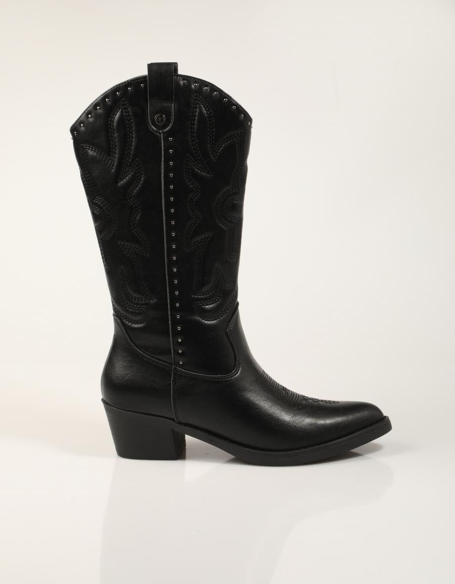 BOTAS XTI BOTA REMACHES NEGRO en color Negro