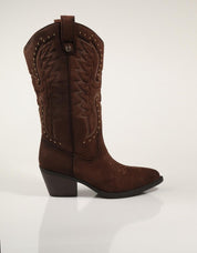 BOTAS XTI BOTA CAMPERO MARRON en color Marron