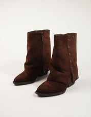 BOTAS XTI BOTA SOLAPA MARRON en color Marron
