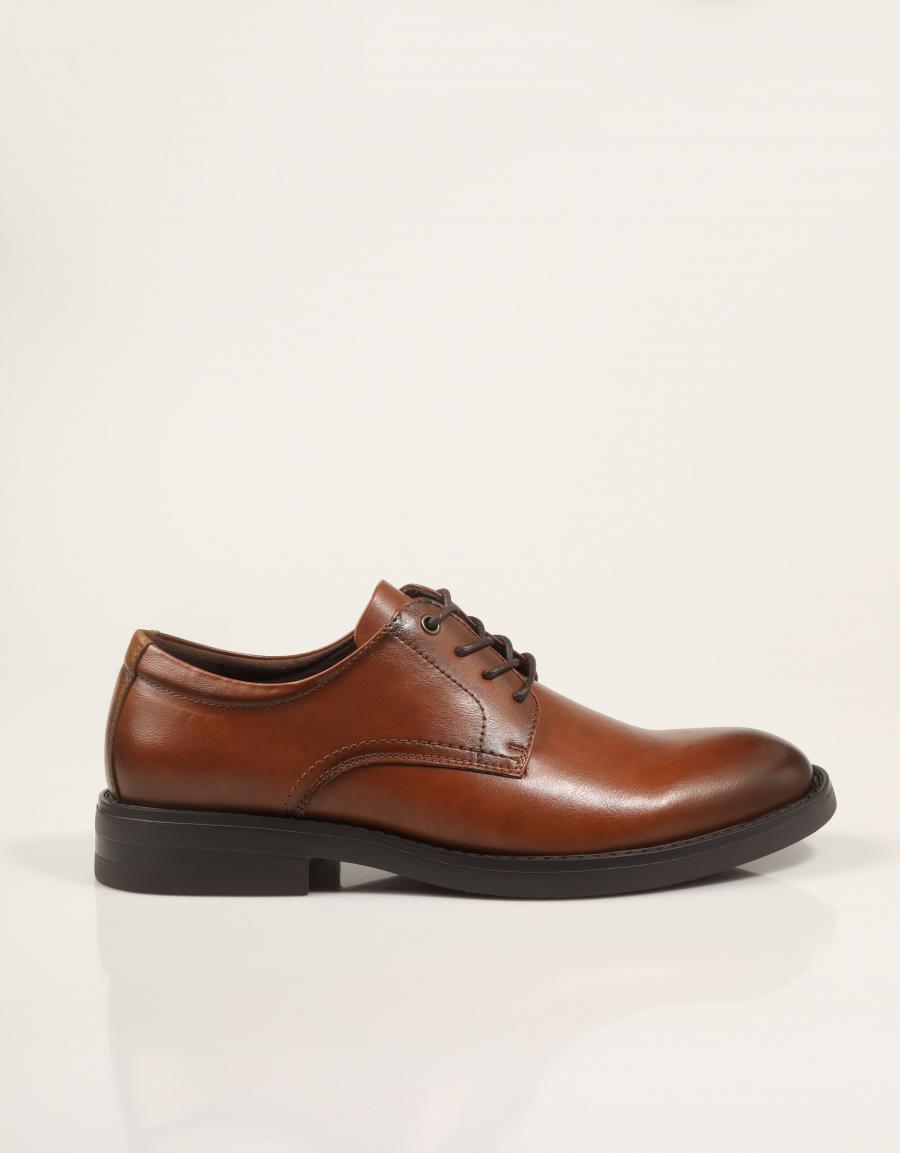 ZAPATOS VESTIR XTI ZAPATO CAMEL en color Cuero