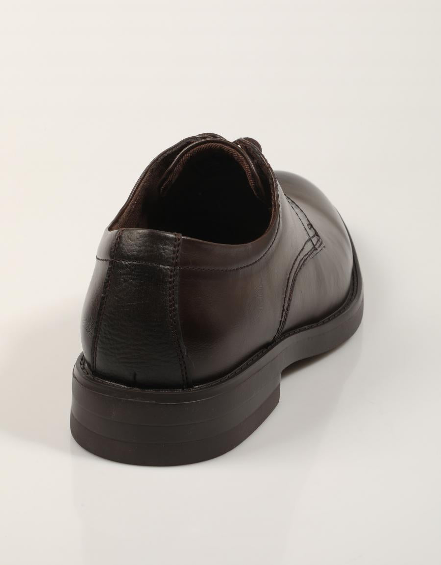 ZAPATOS VESTIR XTI ZAPATO MARRON en color Marron