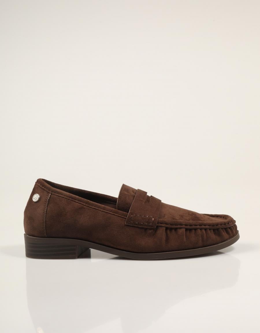 MOCASINES XTI MOCASIN ANTE MARRON en color Marron