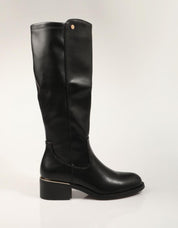 BOTAS XTI BOTA LISA NEGRO en color Negro