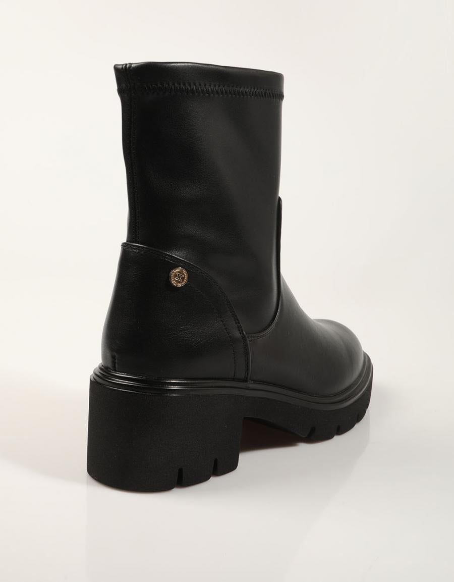 BOTINES XTI BOTIN LISA NEGRO en color Negro