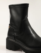 BOTINES XTI BOTIN LISA NEGRO en color Negro