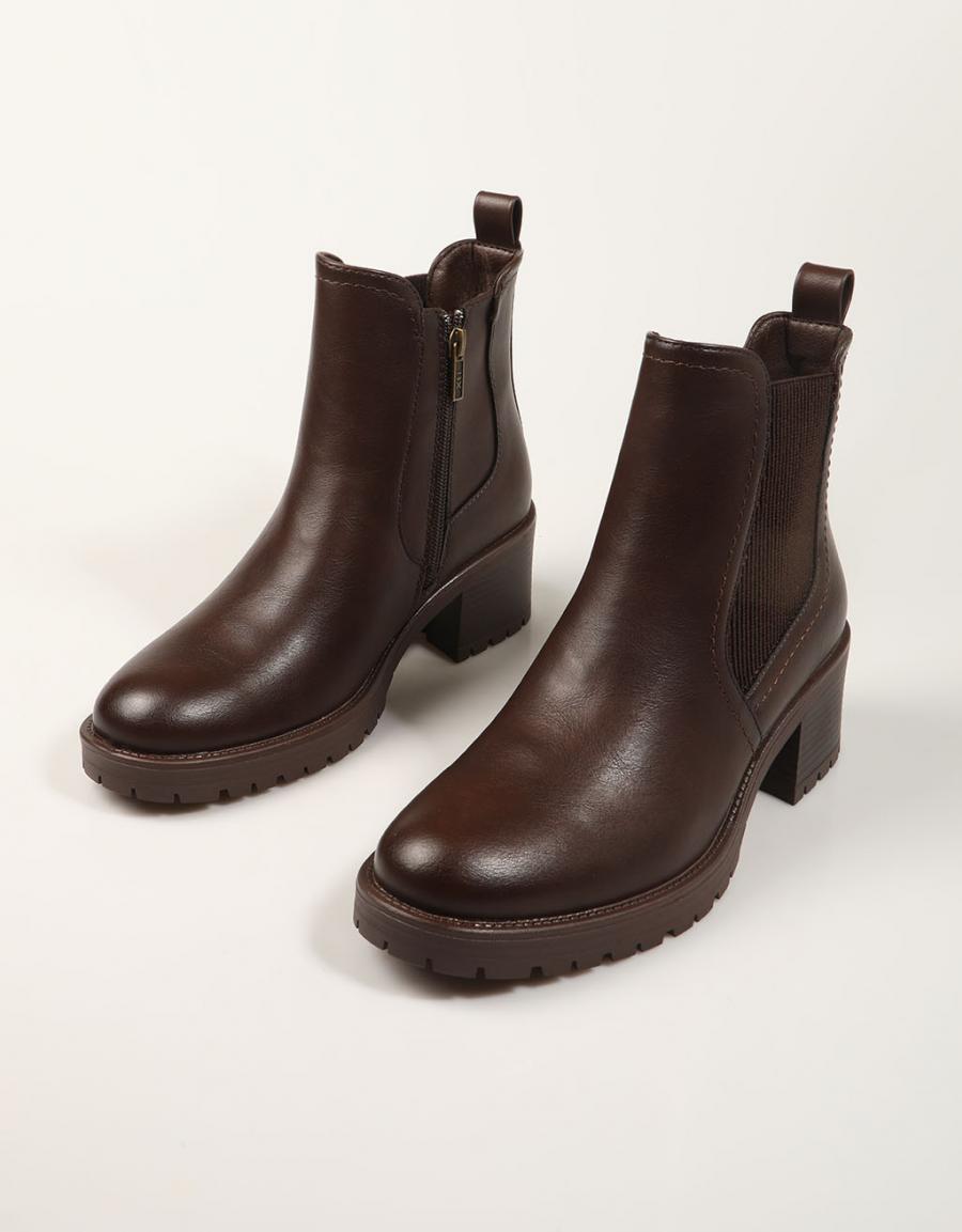BOTINES XTI BOTIN CHELSEA MARRON en color Marron