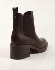 BOTINES XTI BOTIN CHELSEA MARRON en color Marron