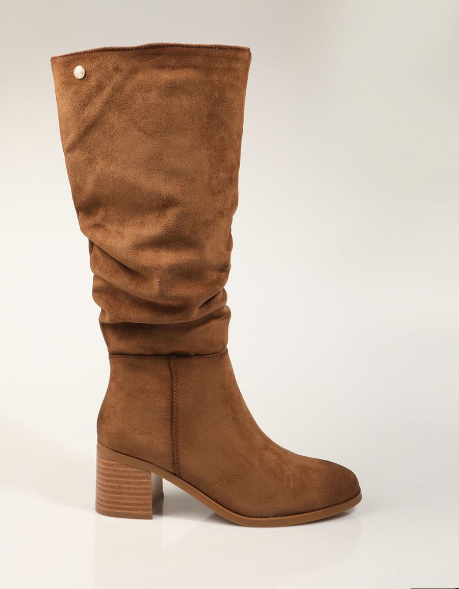 BOTAS XTI BOTA ANTE CAMEL en color Cuero