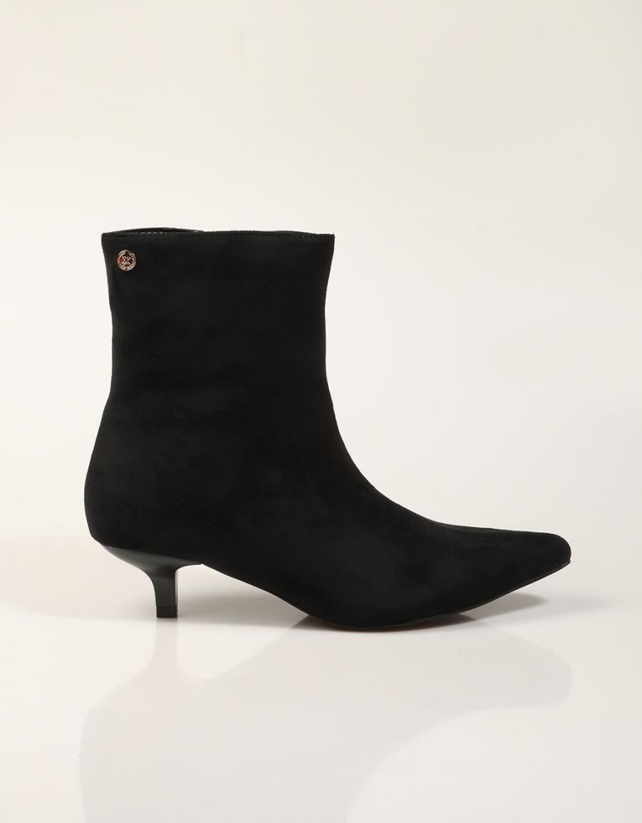 BOTINES XTI BOTIN ANTE NEGRO en color Negro