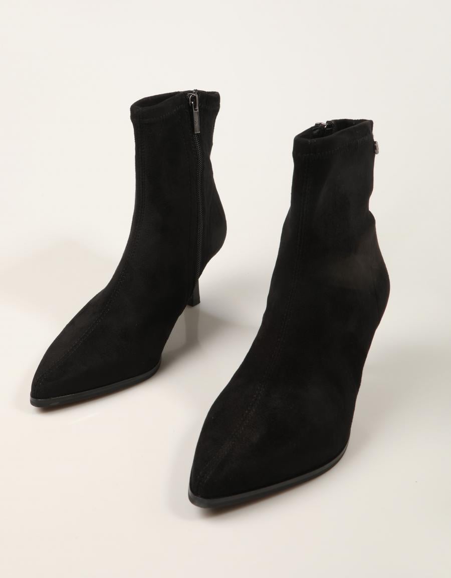 BOTINES XTI BOTIN ANTE NEGRO en color Negro