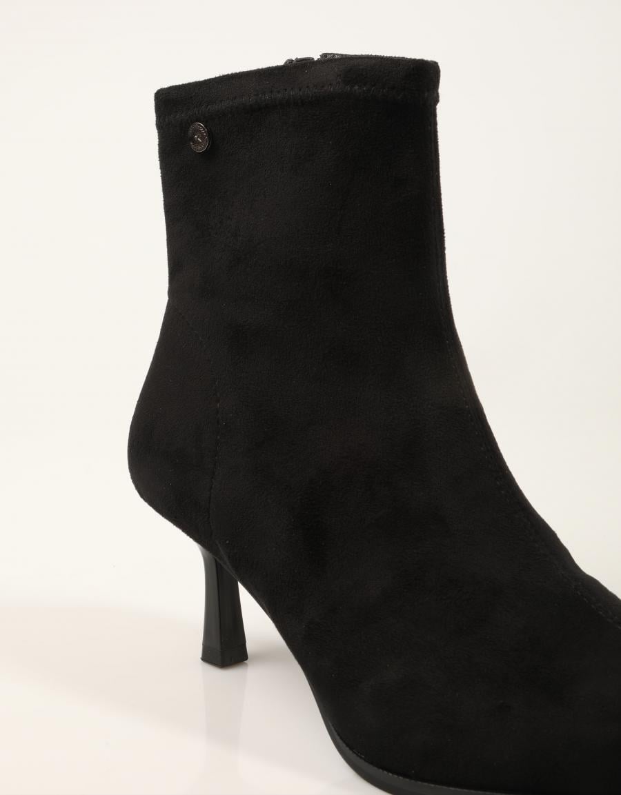 BOTINES XTI BOTIN ANTE NEGRO en color Negro