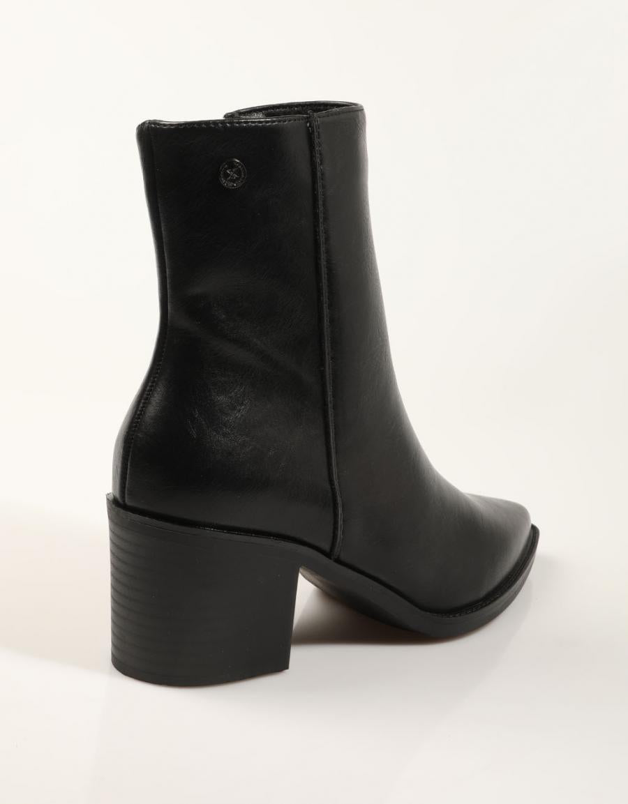 BOTINES XTI BOTIN NAPA NEGRO en color Negro