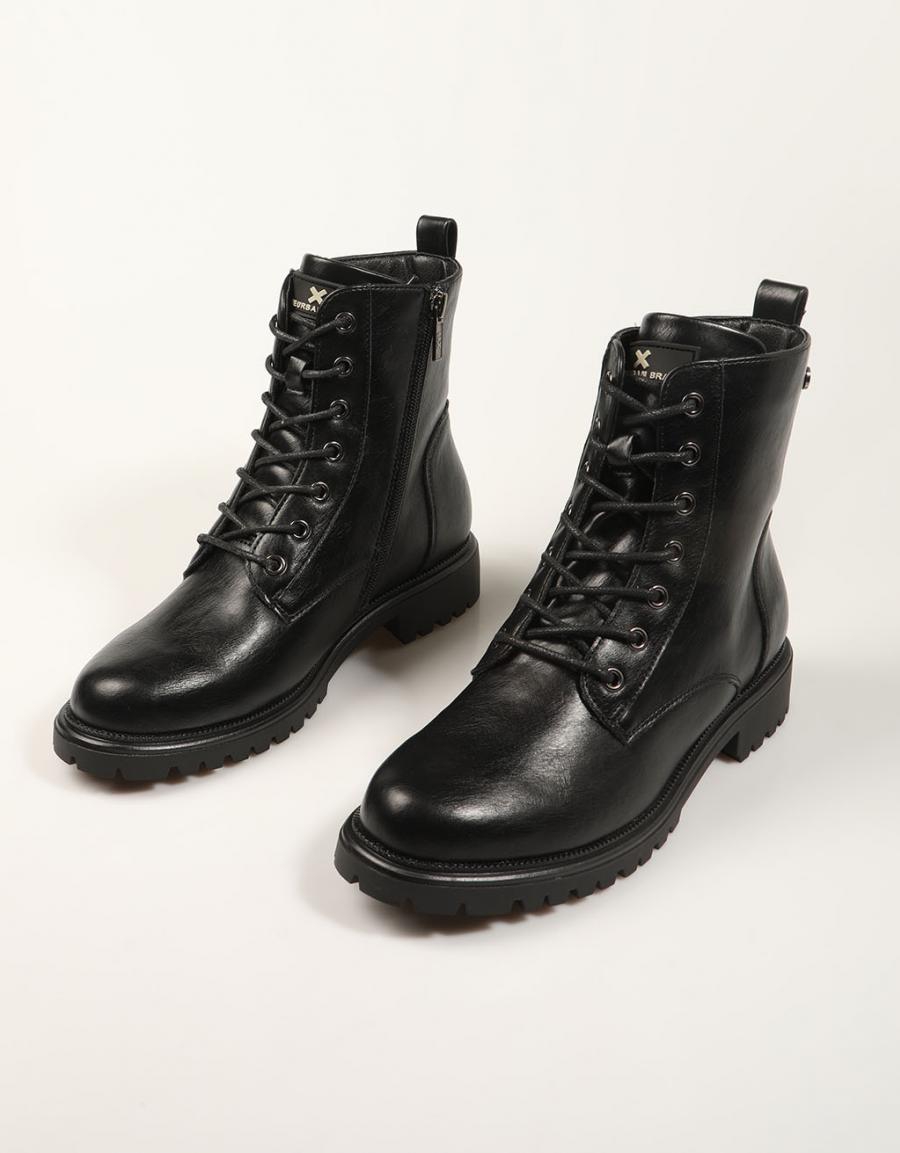 BOTINES XTI BOTIN CORDONES NEGRO en color Negro