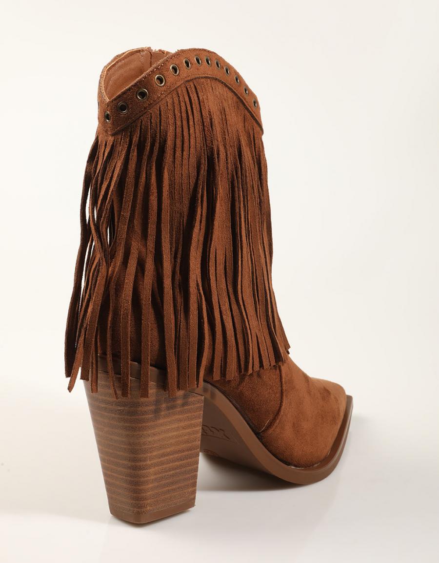 BOTINES XTI BOTIN FLECOS CAMEL en color Cuero