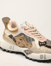 ZAPATILLAS EXE SNEAKER GOLD BEIGE en color Platino