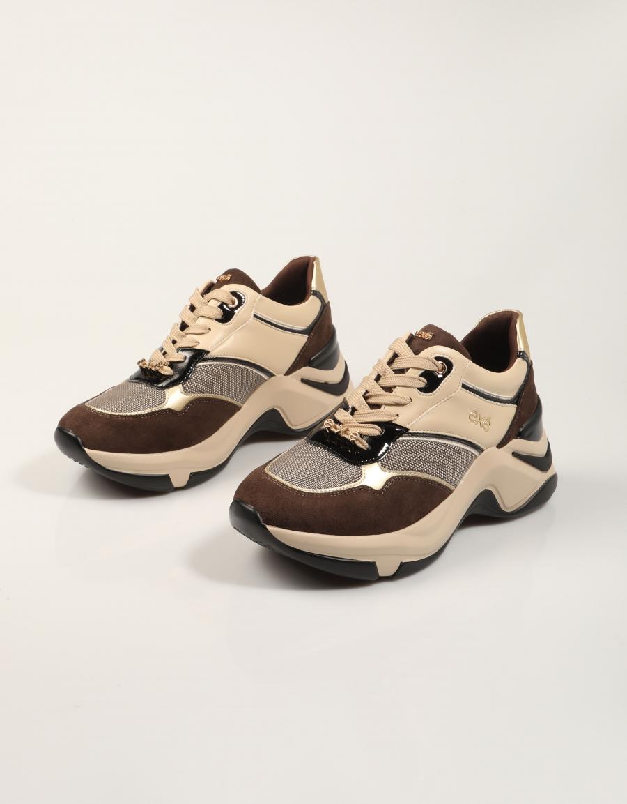ZAPATILLAS EXE SNEAKER BROWN BEIGE en color Beige