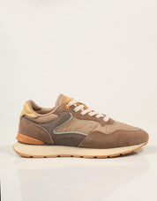ZAPATILLAS HOFF CITY CHROMA CAMEL 22602406 en color Marron