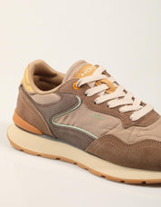 ZAPATILLAS HOFF CITY CHROMA CAMEL 22602406 en color Marron