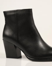 BOTINES REGARDE LE CIEL EITHEL F26 02 DELICE BLACK en color Negro