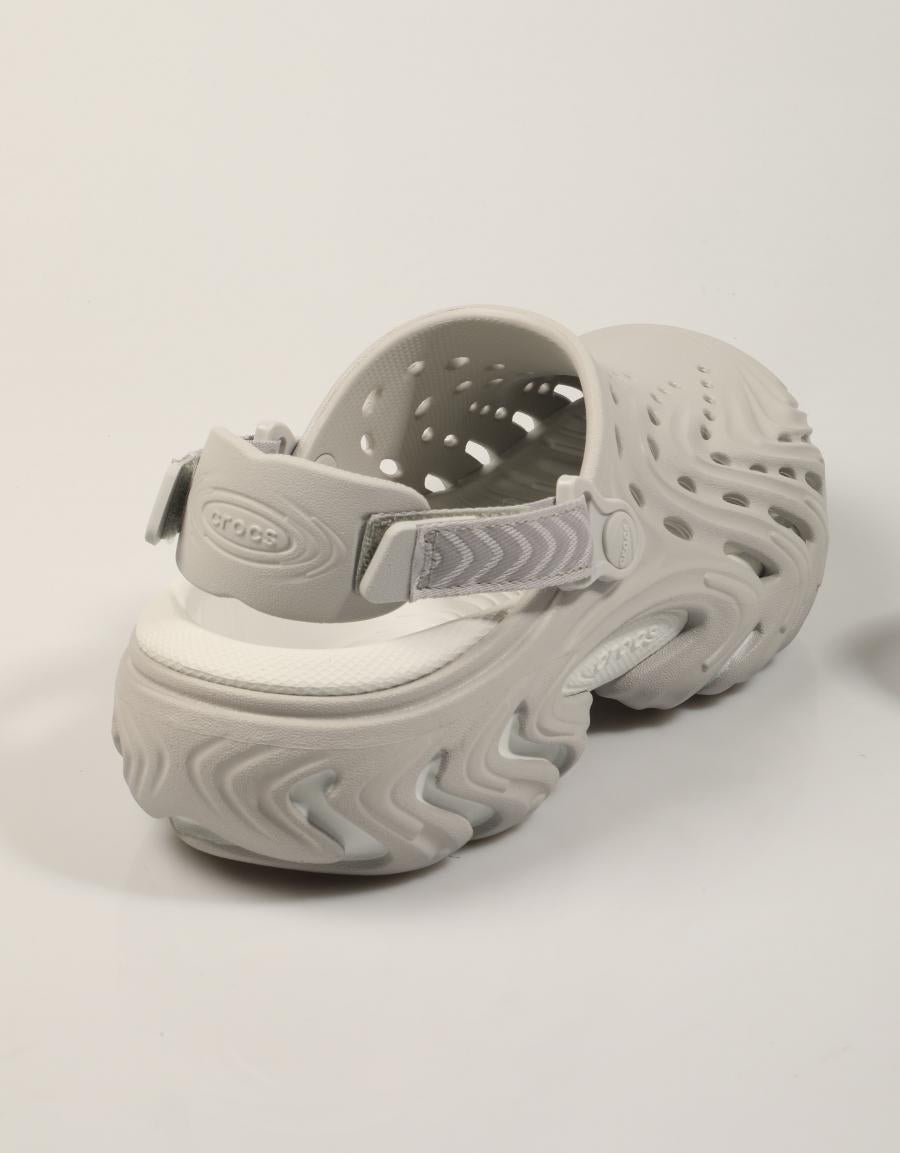 ZUECOS CROCS ECHO II CHROME ATMOSPHERE 213780 en color Gris