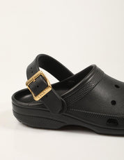 ZUECOS CROCS CLASSIC MET BLACK 213543 en color Negro