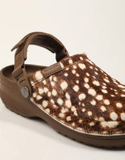 ZUECOS CROCS CLASSIC CRAFTED CAROB 214047 en color Multicolor