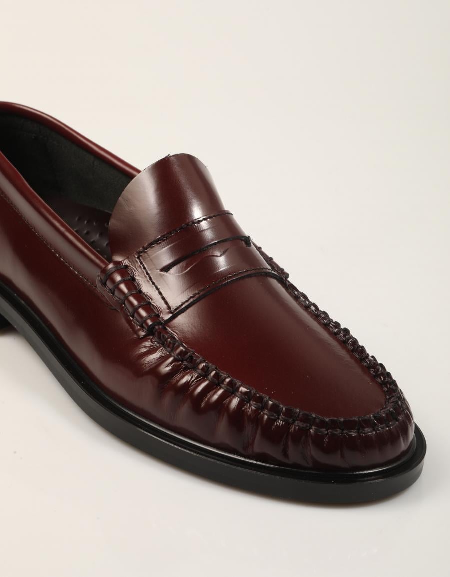 MOCASINES FREELANCE KIOWA ANTIC BURDEOS en color Burdeos